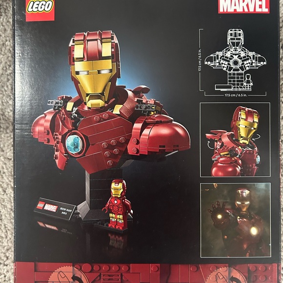 LEGO Iron Man MK4 Bust - Picture 2 of 3